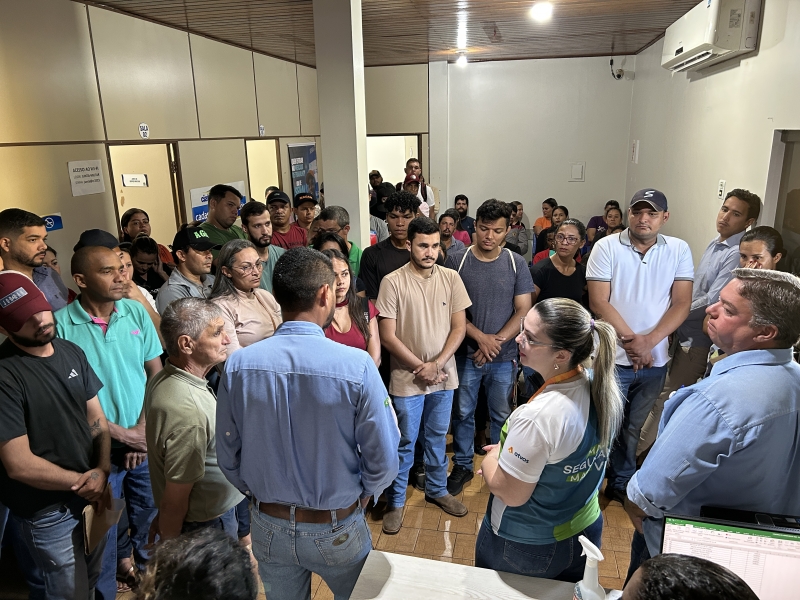 90 candidatos disputam 40 vagas para Operador de Máquina Agrícola no Mutirão de Vagas em Costa Rica